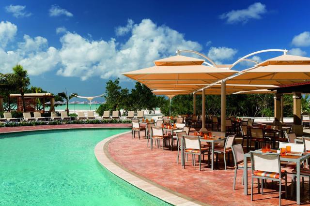 Oddychujte v hoteli Ritz na tropickom ostrove Aruba