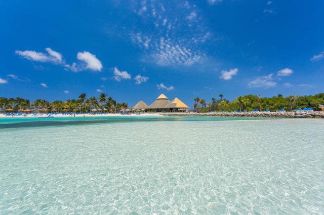 Flamingo beach, Aruba. Užite si pokojný oddych.