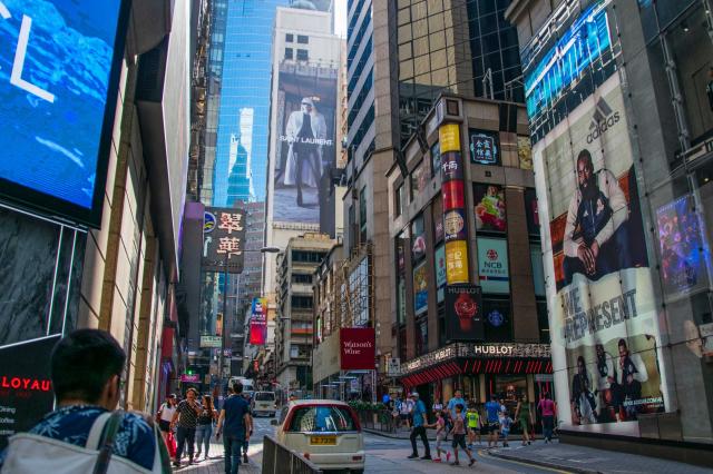 Hong Kong má prívlastok najvertikálnejšieho mesta nad svete a k