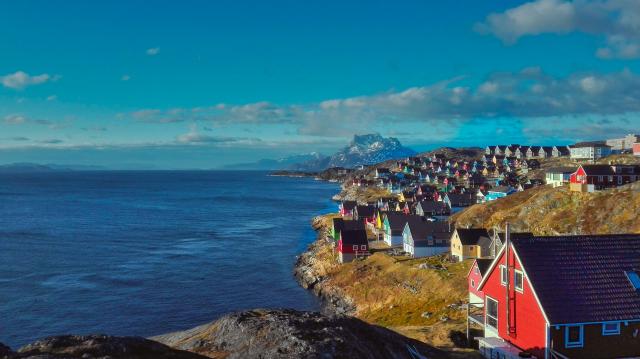 Hlavné mesto Grónska Nuuk je neuveriteľne fotogenický. Foto: Mi