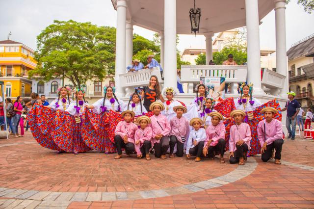 Záľuby miestnych teenageriek. foto: Alena Spišáková –