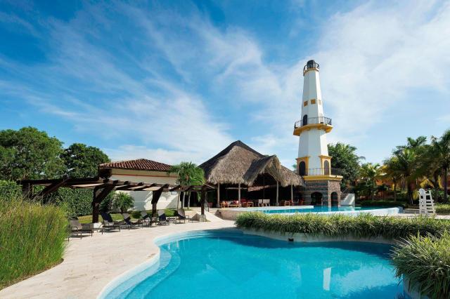 JeDeň z najlepších hoteloch na pláži v okolí. 5* Buenaventra. V