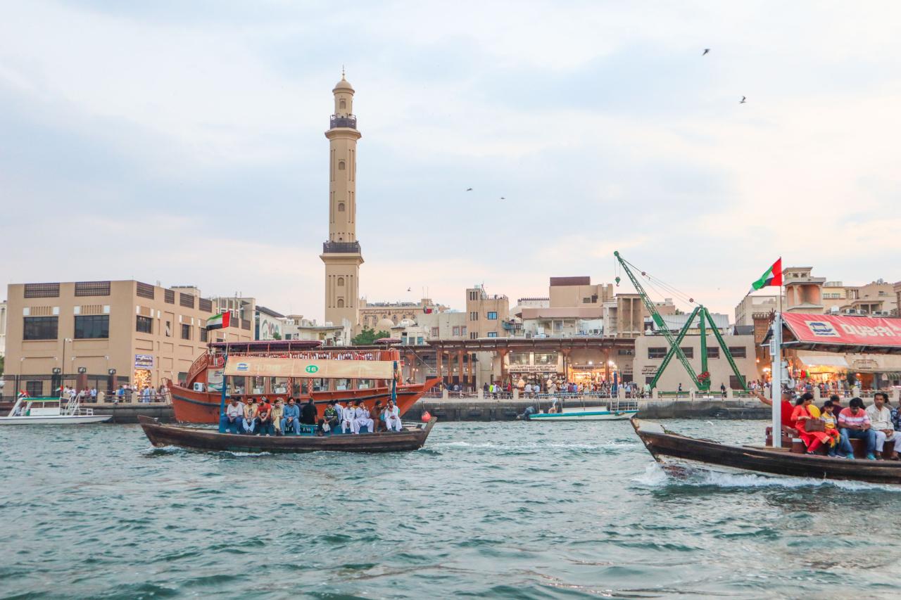 Nevynecháme ani Starý Dubaj a plavbu cez Dubai Creek. foto: Mar