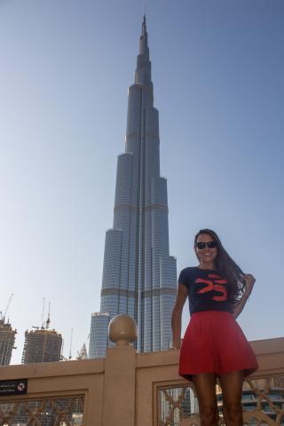 Silueta najvyššej budovy sveta Burj Khalifa a 59-sekundová jazd