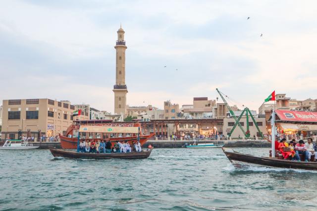 Nevynecháme ani Starý Dubaj a plavbu cez Dubai Creek. foto: Mar