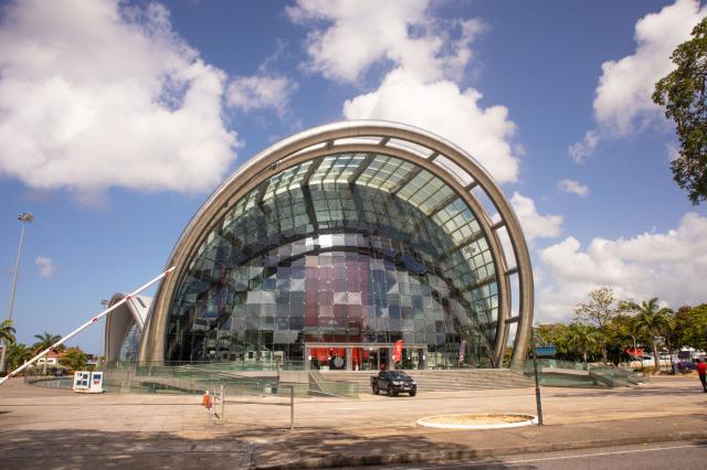 Moderná budova Národného múzea a galérie umenia. foto: Ľubor Ku