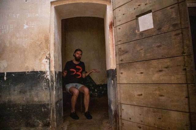 Opustené cely na Kráľovskom ostrove. foto: Ľubor Kučera – 
