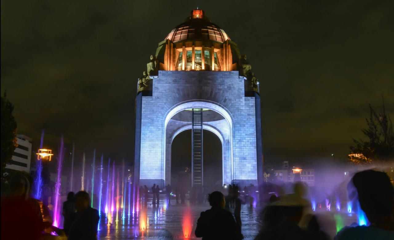 Monument revolúcie v hlavnom meste pripomína turbulentnú minulo
