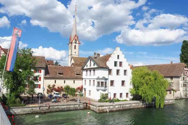 Stein am Rhein sa môže popýšiť krásne zachovalým historickým ce