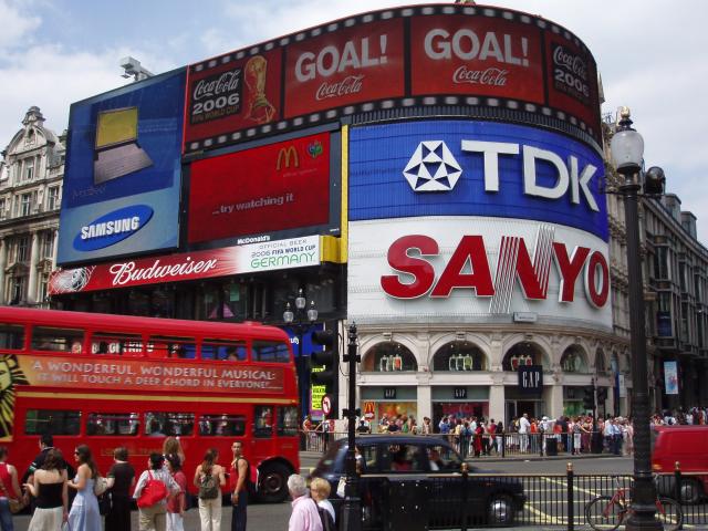 Piccadilly circus