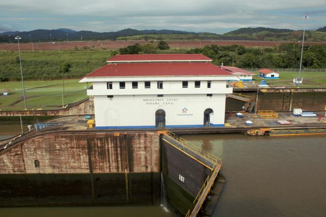 Od tradícii a prírody k zázrakom techniky. Panama Canal - nesku