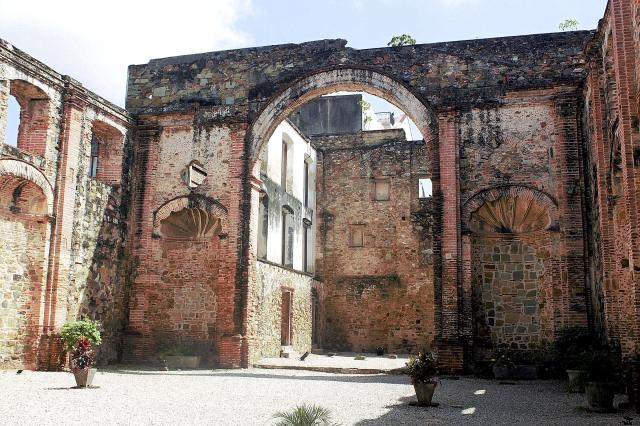Sme v multikultúrnej Panama city a aj tu sa stále nachádzajú st