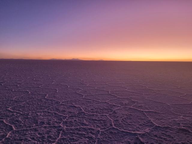 Západy slnka a nebo plné  hviezd... Salar de Uyuni. Foto: Karin