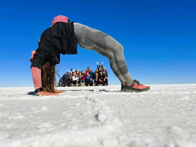Zábava na Uyuni. Foto: Karina Katanová - 