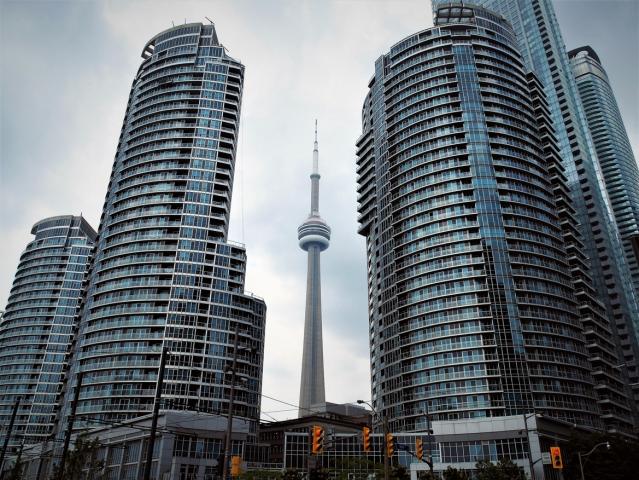 TORONTO - centrum mesta pripomína malý New York