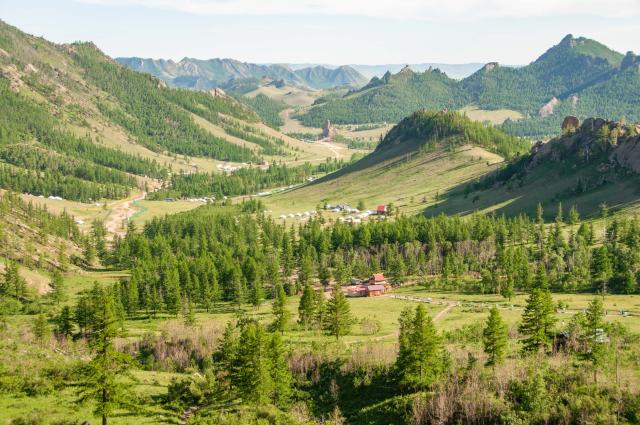 Vychutnáme si šíre pohľady na nádherne zelenú krajinu. foto: To