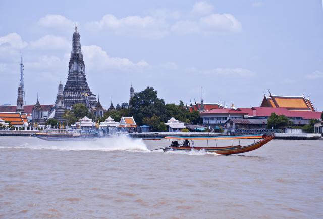 Chrám Wat Arun patrí k najkrajším pamiatkam Bangkoku