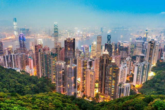 Najslávnejší pohľad na Hong Kong nájdeme na preslávenej vyhliad