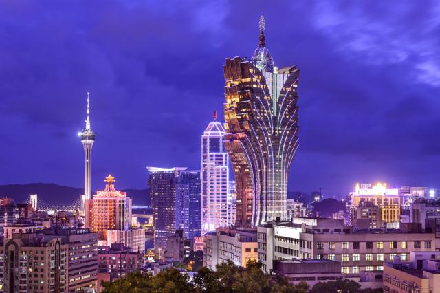 Naša cesta pokračuje do Macau - mesta histórie a hazardu. foto: