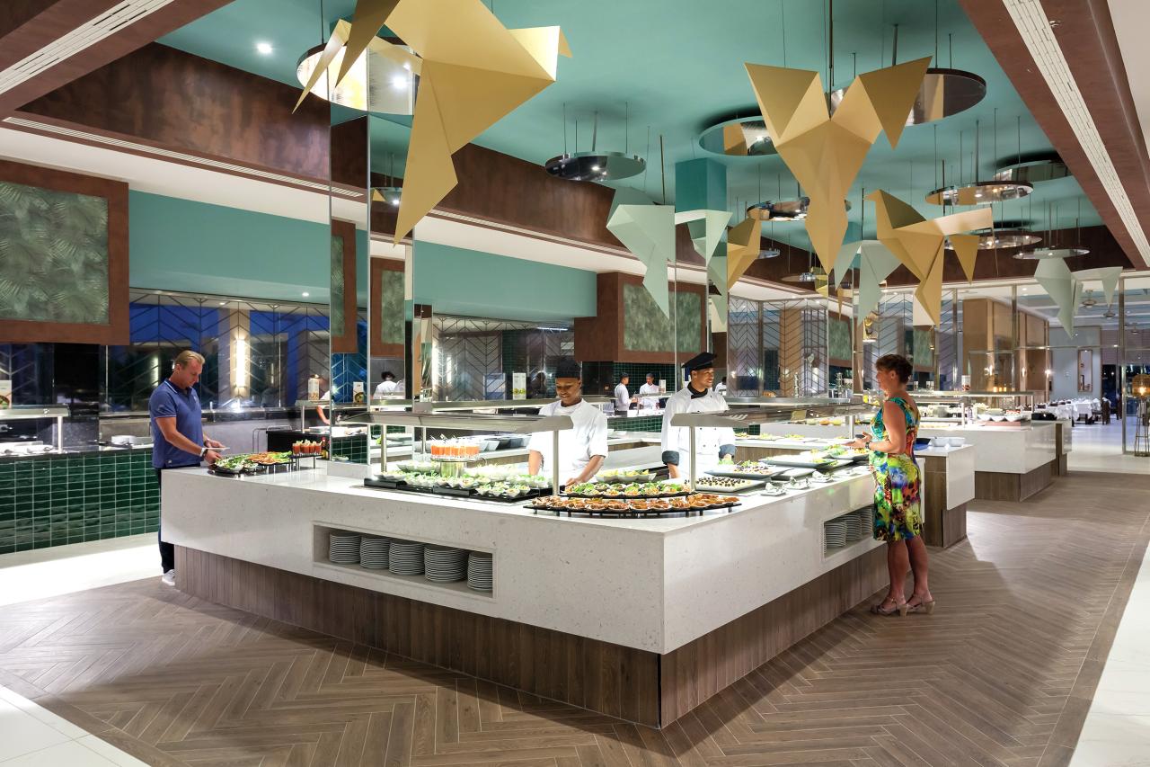 Takto vyzerá food court v hoteli Riu Palace.
foto: Riu Palace C