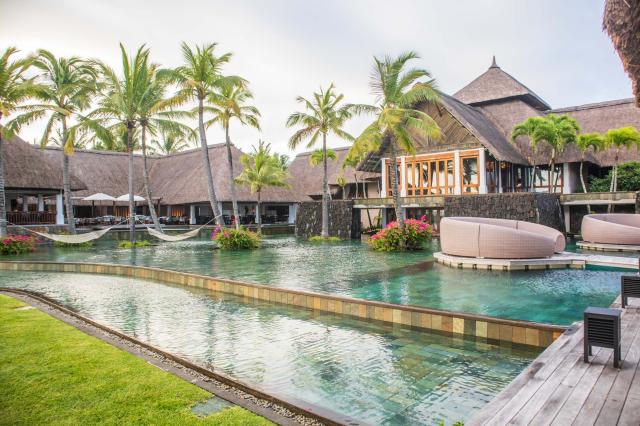 Hotel Constance Belle Mare Plave má 104 prestige izieb s výhľad