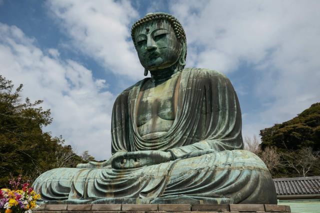 Veľký bronzový Budha v Kamakure.
foto : Martin ŠIMKO — 