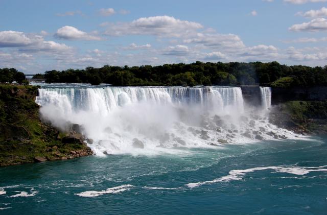 Niagarské vodopády - Americké vodopády, ktoré pekne uvidíte len