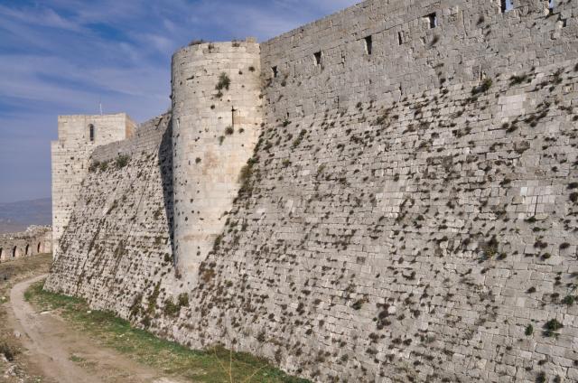 Mohutné múry tu prečkali stáročia a dodnes rozprávajú príbehy k
