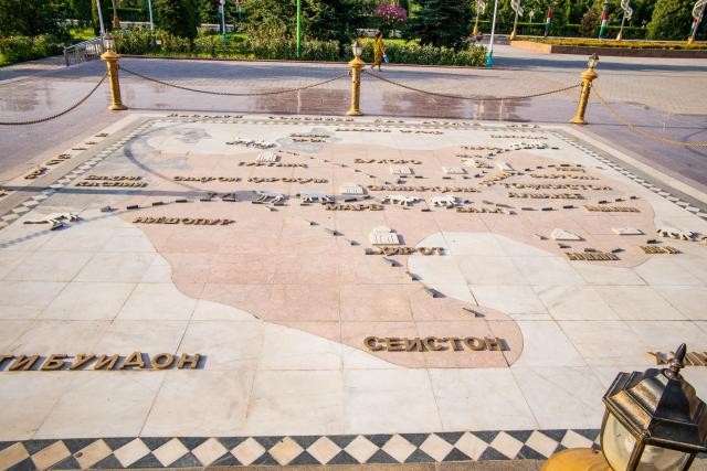 Múdry kráľ vtedy vládol aj častiam dnešného Afganistanu, Uzbeki