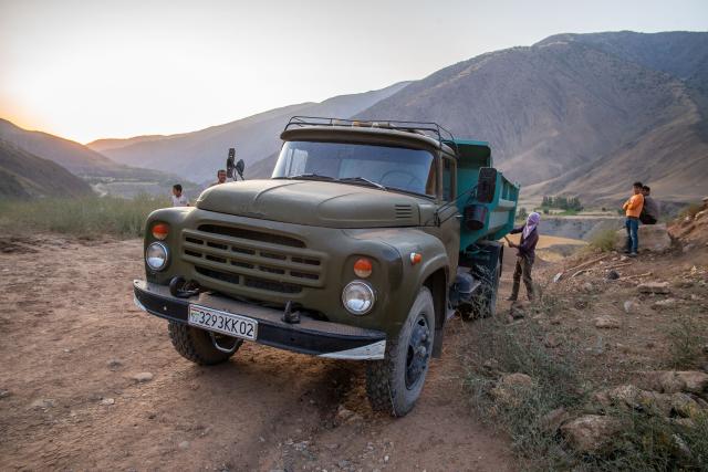A vyrážame! Pamir Highway je jedna z veľkých cestovateľských vý