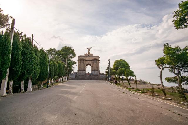 Tretie najväčšie mesto štátu po Algiers a Orane, foto: Ľuboš FE