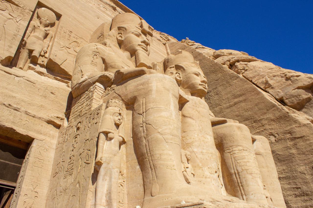 Chrám Abu Simbel dal postaviť jeDeň z najvýznamnejších panovník