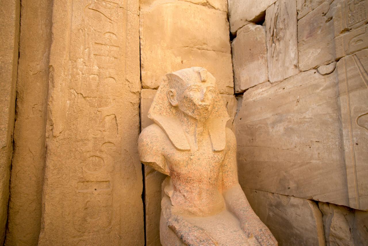 Každý faraón v Karnaku musel niečo zanechať. Karnak na konci na