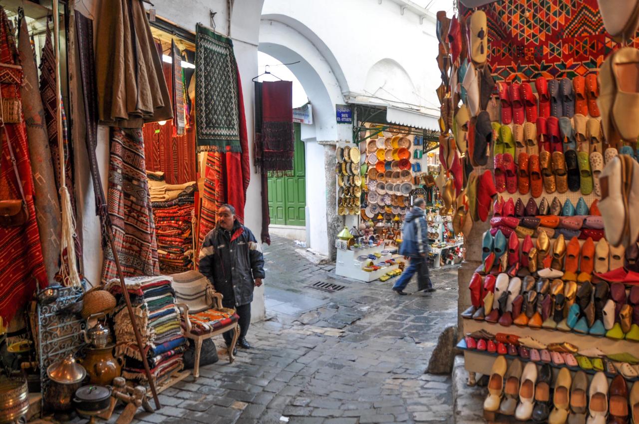 Tunis - prechádzka medinou. foto: Tomáš Kubuš -