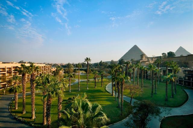 Marriott Mena House je hotel s históriou.  Nachádza sa len kúso