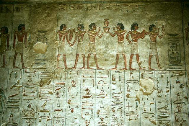 Rozlúštime spolu staré hieroglyfy? Foto: Ľuboš Fellner