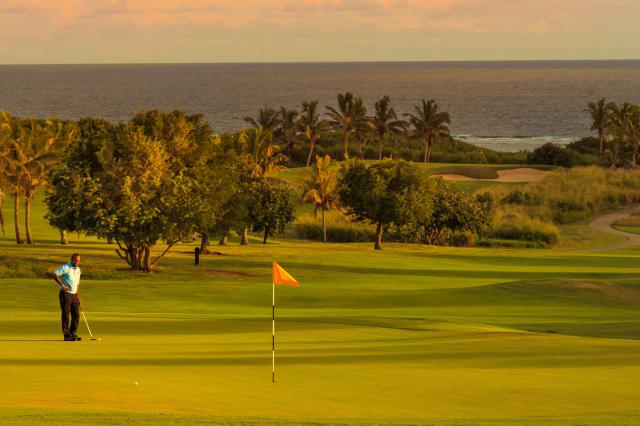 Pre milovníkov golfu je tu 18-jamkové ihrisko. foto: Interconti
