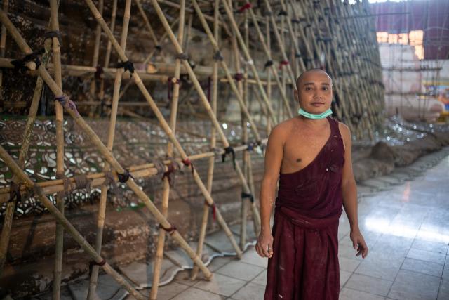 Krížom Yangonom a ponáranie sa do histórie a súčastnosti. Foto: