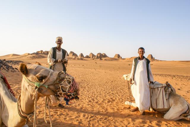 Lovíme zážitky! Na ťavách až k pyramídam v Meroe. foto: Ľuboš F