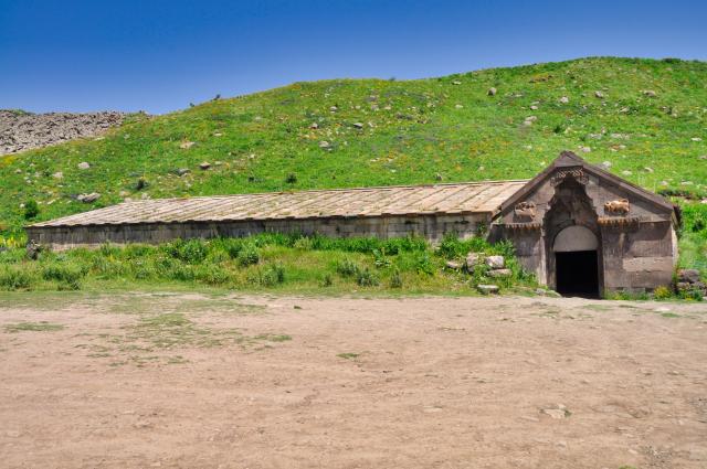 Prejdeme cez sedlá Hodvábnej cesty až k priesmyku Selim Pass (2