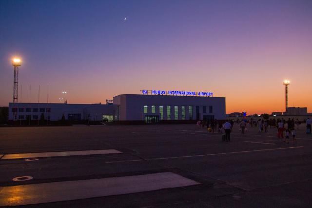 Prilietavame do odľahlej časti Uzbekistanu, do autonómneho štát