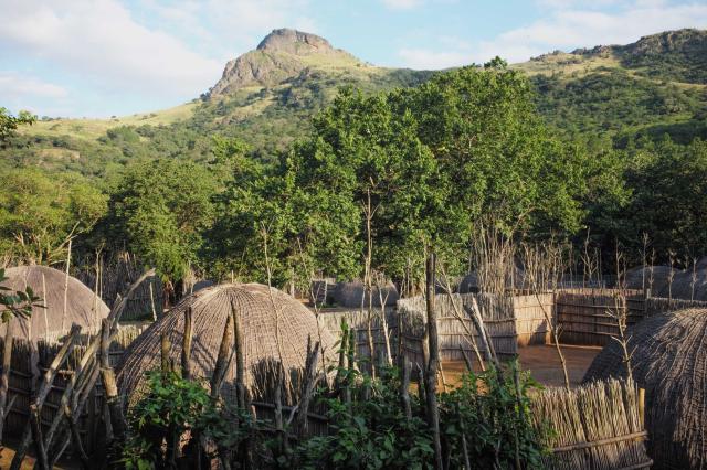 Navštívime najvyššie položený bar v južnej Afrike a tradičnú le