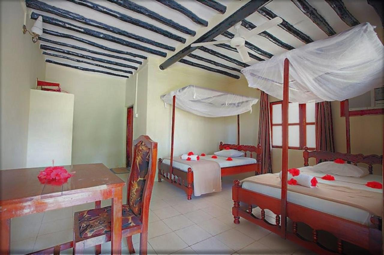 Izby v Amaan bungalows sú príjemné a poskytnú Vám všetko čo pot