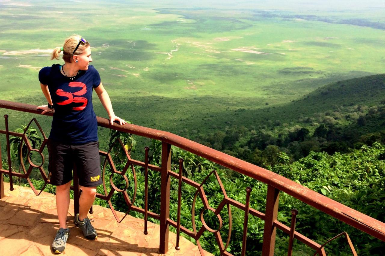 Postavte sa na vyhliadku na okraji krátera Ngorongoro a pozeraj