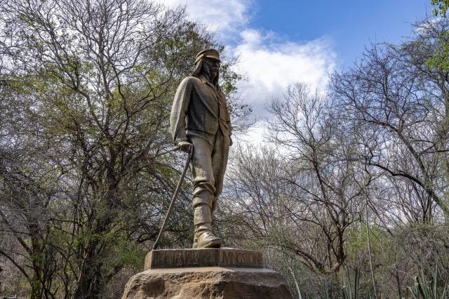 16.11.1855 sa škótsky cestovateľ a misionár, Dr.Livingstone, po