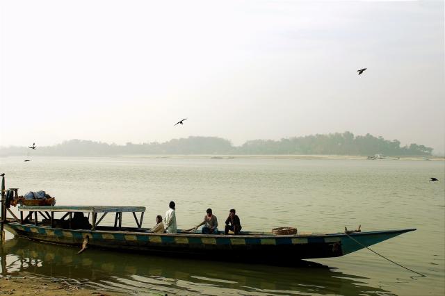 Opäť sme pri rieke Brahmaputra, na brehu ktorej leží národný pa