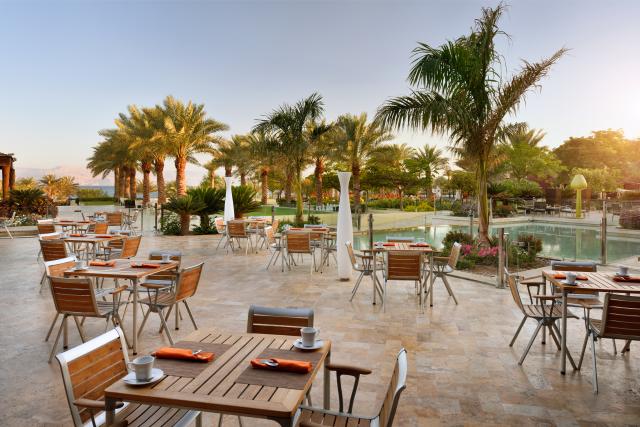Hlavná hotelová reštaurácia Najel v Mövenpick Resort & Spa Tala