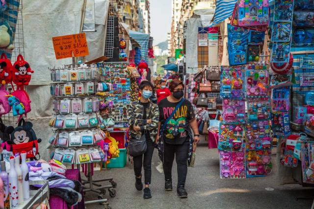 Navštívime rôzne, nielen nočné, trhoviská Hong Kongu - hračky, 