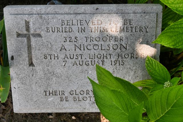 V Gallipoli sa v apríli 1915 vylodili tisíce Britov, Austrálčan