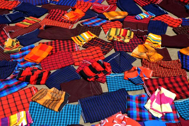 A kde sa tu vzali tieto vzory? Pripomínajú Vám škótsky kilt? Án